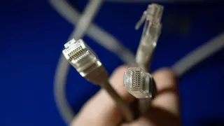 Крупные разработчики ПО предложили создать согласительный орган по интернет-блокировкам и предупреждают, что текущие меры вредят инфраструктуре Рунета и развитию отечественного IT.