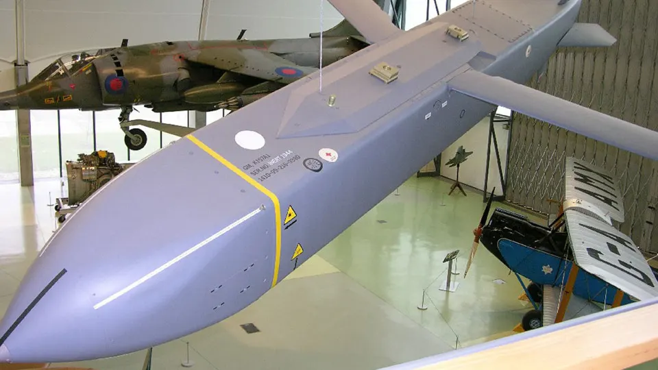 Изменение политики США и наращивание Россией дальнобойных сил побуждают европейские страны ускорить разработку наземных высокоточных ракет с радиусом действия более 2000 км.