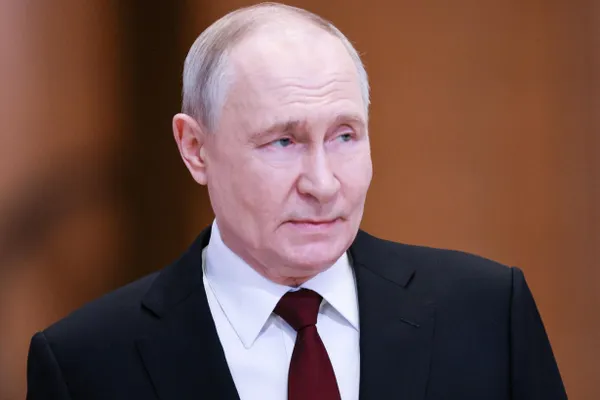 МИД сообщил об отзыве посла Сергея Копыркина для консультаций на фоне шагов армянского руководства по сближению с Евросоюзом; подробности не раскрываются.