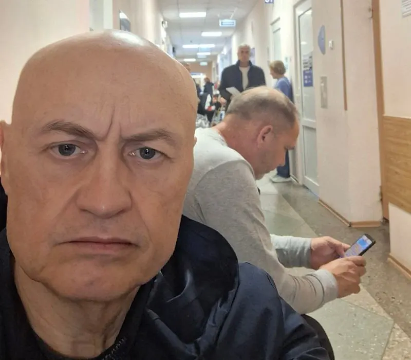 Бывший депутат горсовета Новосибирска и экс‑руководитель регионального отделения РППСС Эдуард Кожемякин зарегистрировался на праймериз «Единой России», выдвинувшись против действующего депутата Виктора Игнатова. Праймериз в регионе выглядят малоконкурентными.