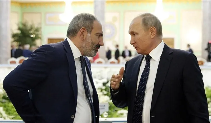 Ведомство объясняет решение необходимостью защиты фитосанитарного благополучия и экспортного потенциала России: при проверках были выявлены случаи карантинных объектов в цветах из Армении.