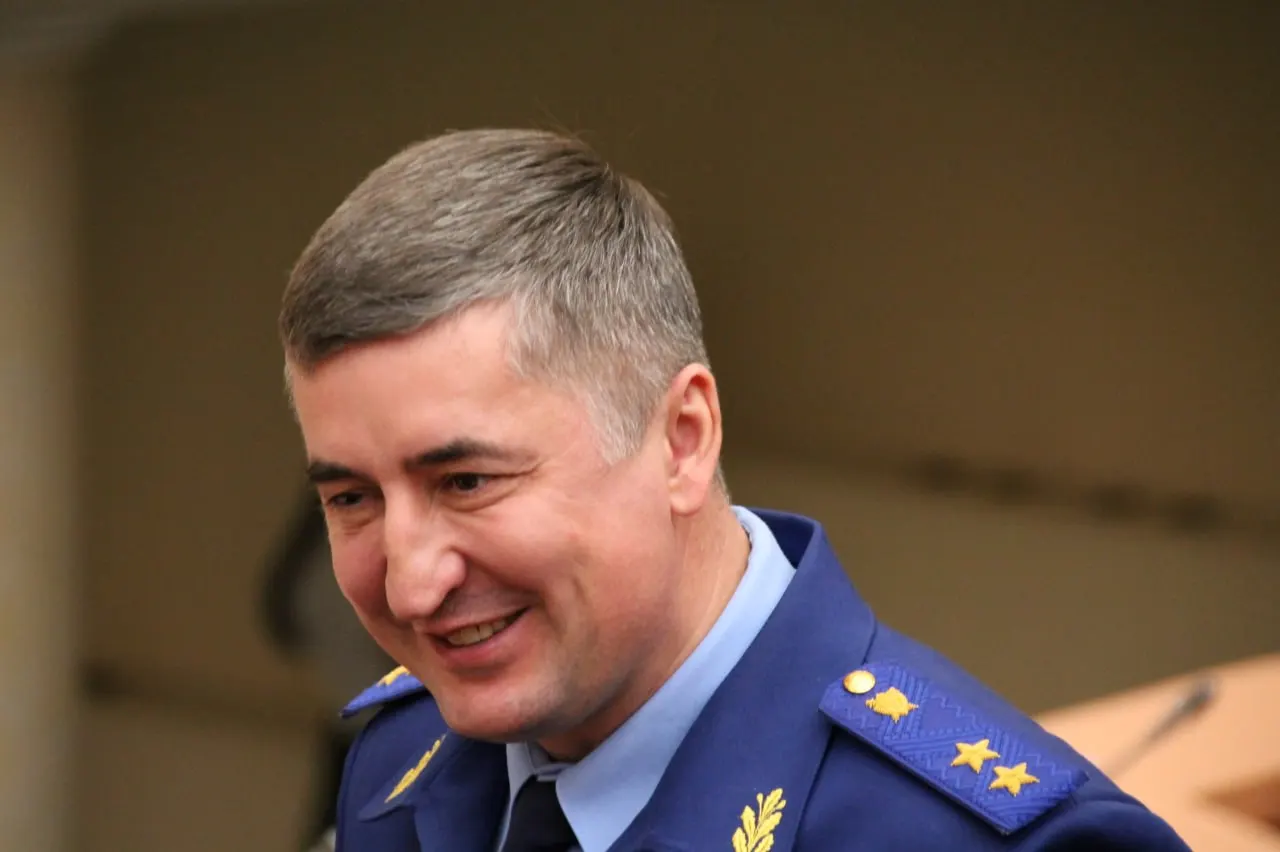 По указу президента Сергей Филипенко назначен прокурором Воронежской области на пятилетний срок. Новым прокурором Саратовской области стал Роман Пантелеев; указ вступил в силу 28 июня.
