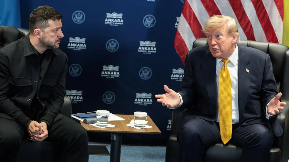 На встрече с Зеленским на саммите НАТО в Анкаре Трамп охарактеризовал удары по российской глубинке как эскалацию, которая может способствовать завершению конфликта, и сообщил о намерении обсудить ситуацию с Путиным.