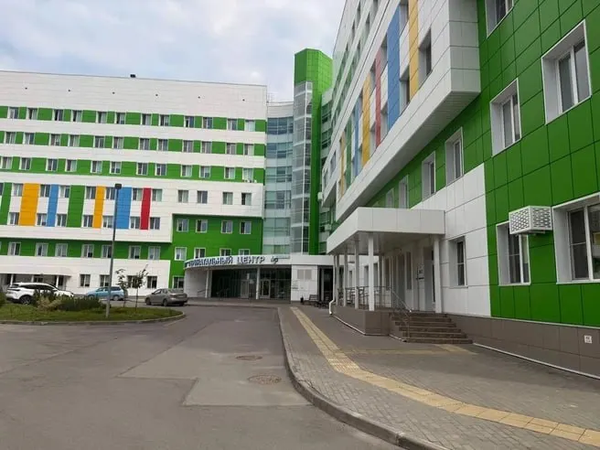 Областной перинатальный центр будет закрыт с 3 по 24 августа. Пациенток и рожениц направят в другие роддома — при вопросах обращайтесь к лечащему врачу или в женскую консультацию.