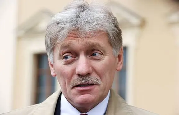 Пресс-секретарь президента назвал санкции недружественным шагом и заявил, что они затруднят мирное урегулирование в Украине.
