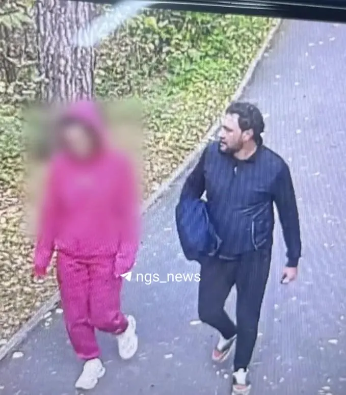 В Заельцовском парке мужчина на велосипеде ударил беременную женщину и её мать, затем скрылся. Пострадавшие получили травмы; по делу ведётся расследование, ищут свидетелей.
