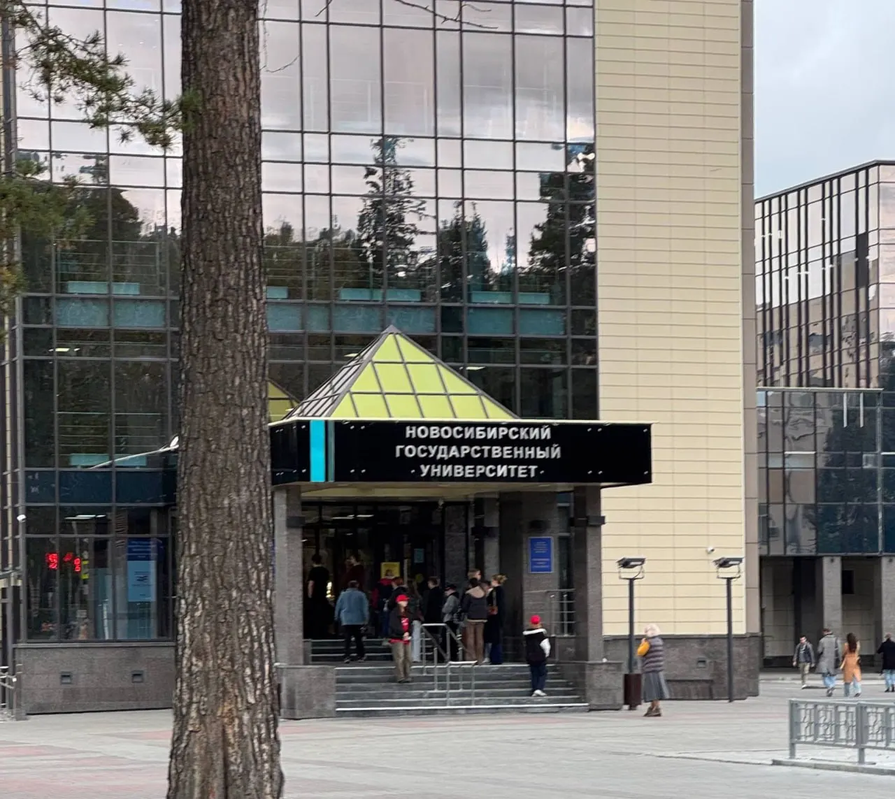 Очереди на&nbsp;избирательном участке НГУ&nbsp;к&nbsp;полудню