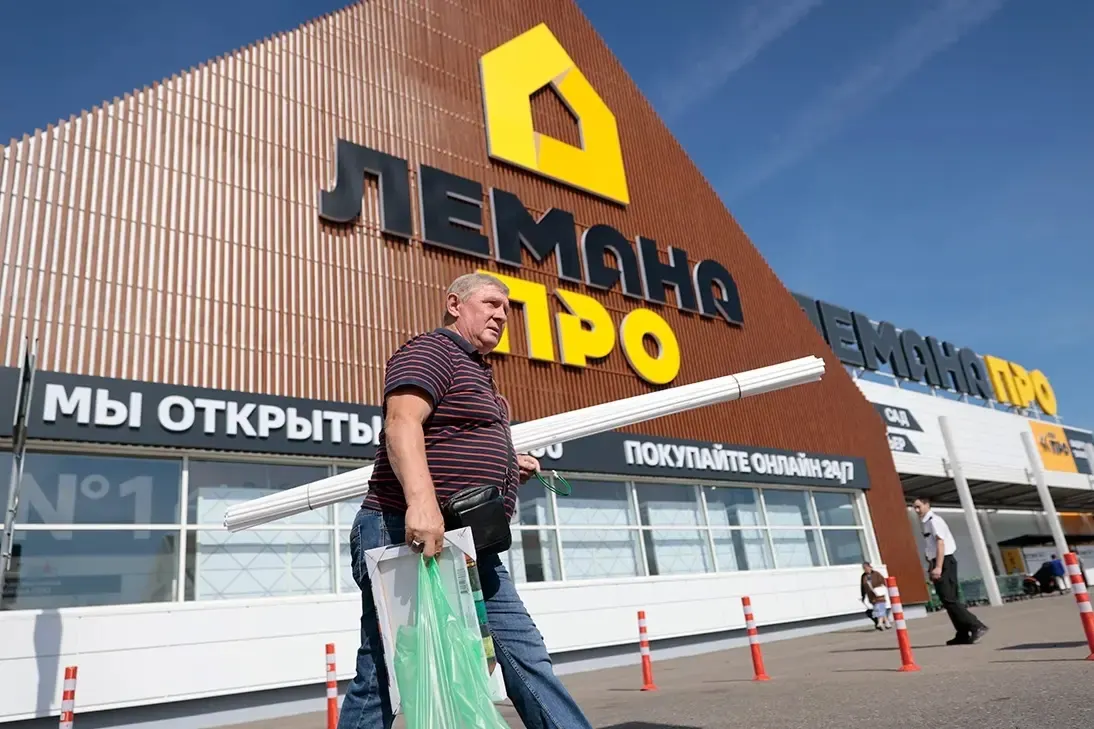 Назначение Дениса Исaева на пост руководителя и разбирательства вокруг активов иностранной группы компаний в России сопровождаются судебными решениями о доходах и владении недвижимостью в Краснодарском крае.