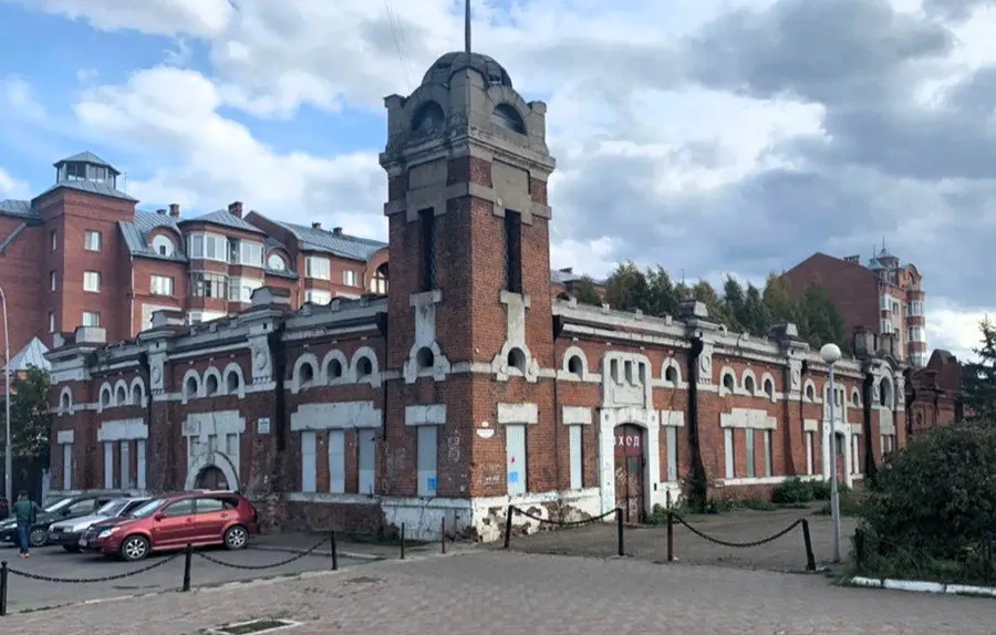 Склады Горохова в историческом центре Томска привлекают инвестора: SD GROUP планирует восстановить памятник и сохранить его облик, предусмотрев общественные бани.