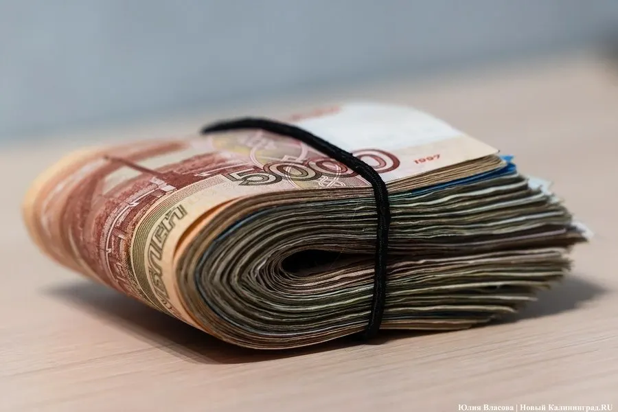За год объем выдачи кредитов физическим лицам в регионе вырос на 24%, чему способствует снижение ключевой ставки до 14%.