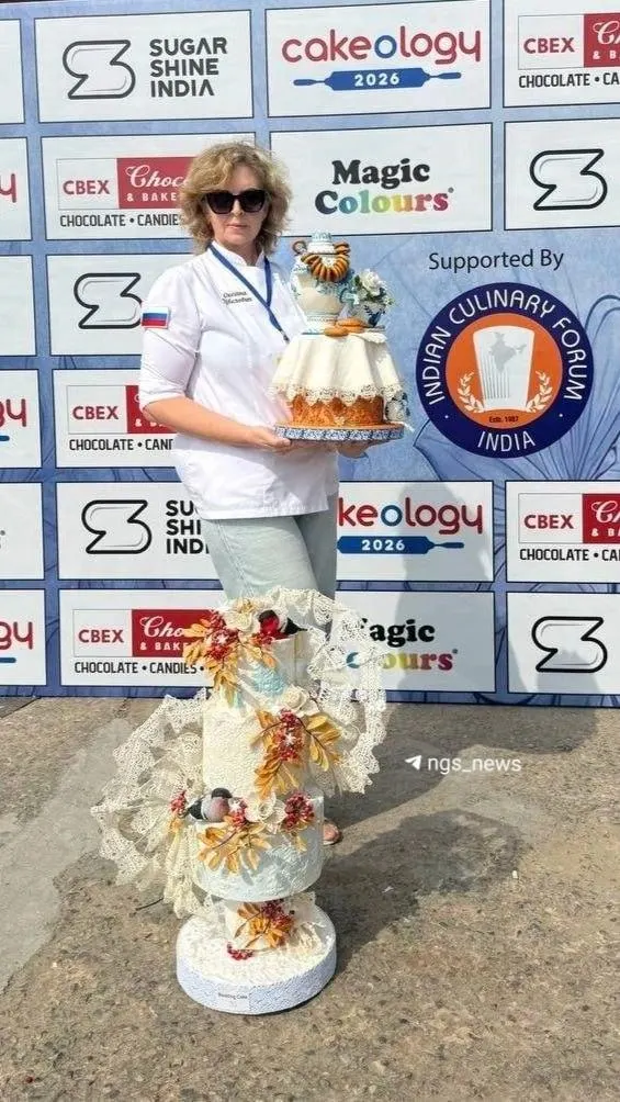 Новосибирская кондитерка вошла в тройку лучших на международном конкурсе CAKEOLOGY в Индии и завоевала золотую и серебряную медали.