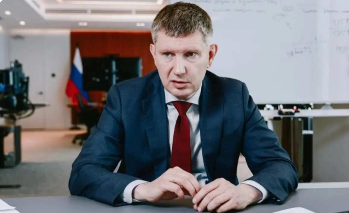 Глава Минэкономразвития Максим Решетников обозначил главные направления — структурные изменения, бюджетная консолидация и сохранение гибкости экономики — которые должны повысить инвестиции, занятость и производительность.