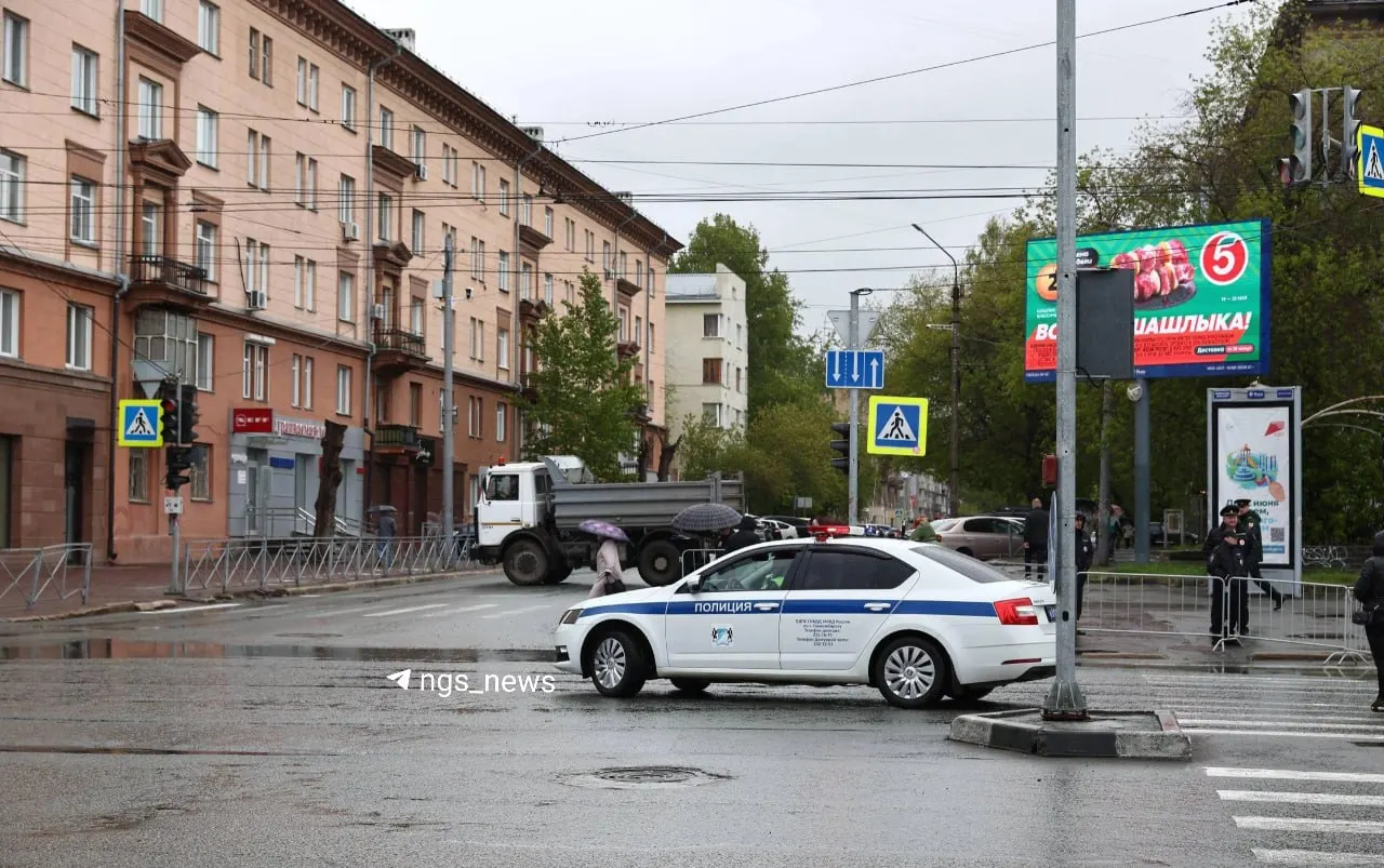 Ограничения движения на центральных улицах действуют сегодня с 12:00 до 14:00. Планируйте объезд заранее.