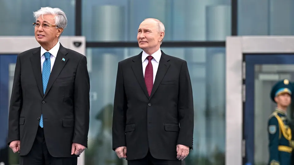 Стоимость двух энергоблоков оценивается в $16,4 млрд; российский экспортный кредит покроет большую часть инвестиций. Строительство начнётся в 2027 году, первый реактор должен заработать в 2034 году.