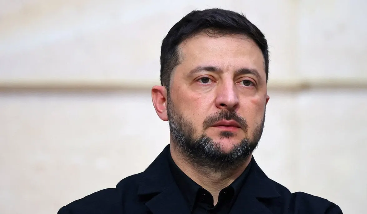 Президент Украины назвал выступление российского лидера на ПМЭФ «слабым ответом» и заявил, что Москва не хочет прекращения войны. Ранее Зеленский предлагал временное перемирие и прямые переговоры на нейтральной площадке.