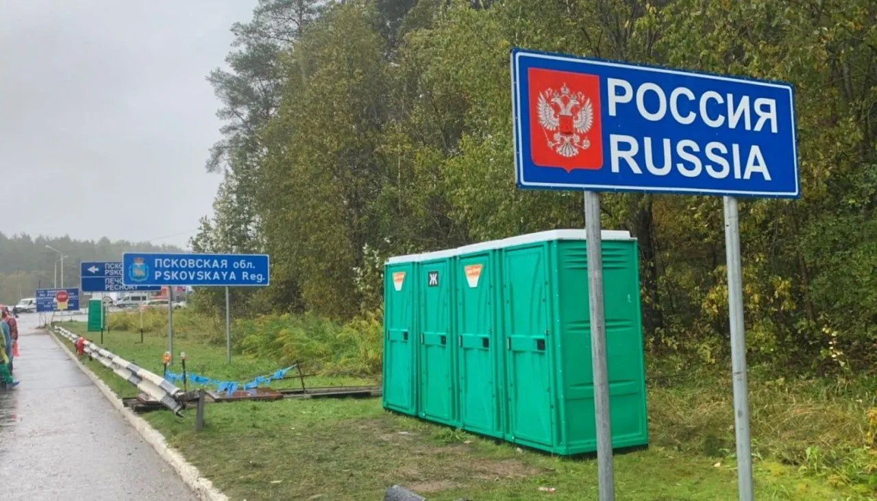 В 21-м пакете санкций планируется полный визовый запрет для тех, кто служил в российских вооружённых силах или прокси‑группах с начала полномасштабного вторжения. Остаются вопросы о критериях отбора, применении к срочникам и дезертирам; окончательные документы ожидают к 15 июля.