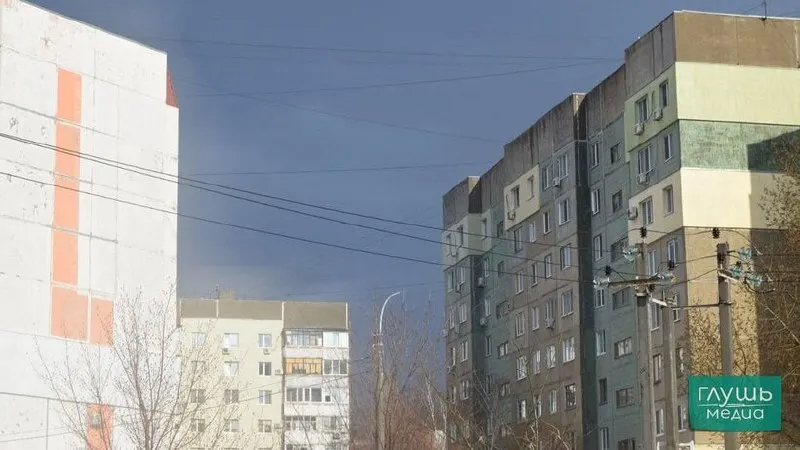 В ведомстве указывают, что за первые четыре месяца 2026 года доля использования материнского капитала для покупки жилья упала до 18,8% (против 58,5% шесть лет назад). Минтруд предлагает реформировать семейную ипотеку и ввести понижающиеся ставки при рождении каждого следующего ребёнка, чтобы изменить ситуацию.