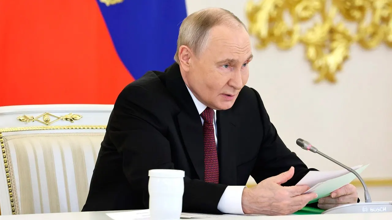 По словам президента, экономика РФ по паритету покупательной способности занимает 4-е место в мире и первое в Европе; страна демонстрирует более высокие темпы роста, чем Евросоюз.