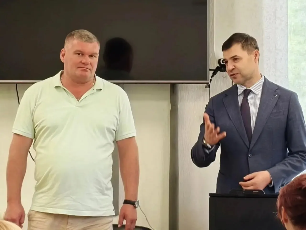 Артем Ваштаев стал новым главным врачом городской клинической больницы №3. Ранее он десять лет работал заместителем главврача по медчасти в Центральной клинической больнице, министр подчеркнул его опыт как хирурга и организатора здравоохранения.