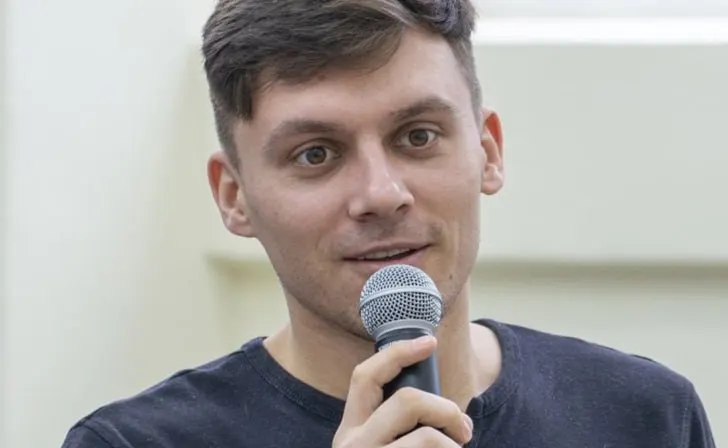 Психолог и активист Иван Звягин потребовал удалить его «персональную карточку» с виртуальной выставки Минюста, назвав действия ведомства незаконными — умаление достоинства, дискриминация, превышение полномочий и нарушение презумпции невиновности.