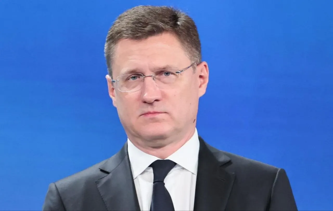 Вице-премьер поручил Минэнерго и ФАС усилить мониторинг цен на топливо на независимых заправках.
