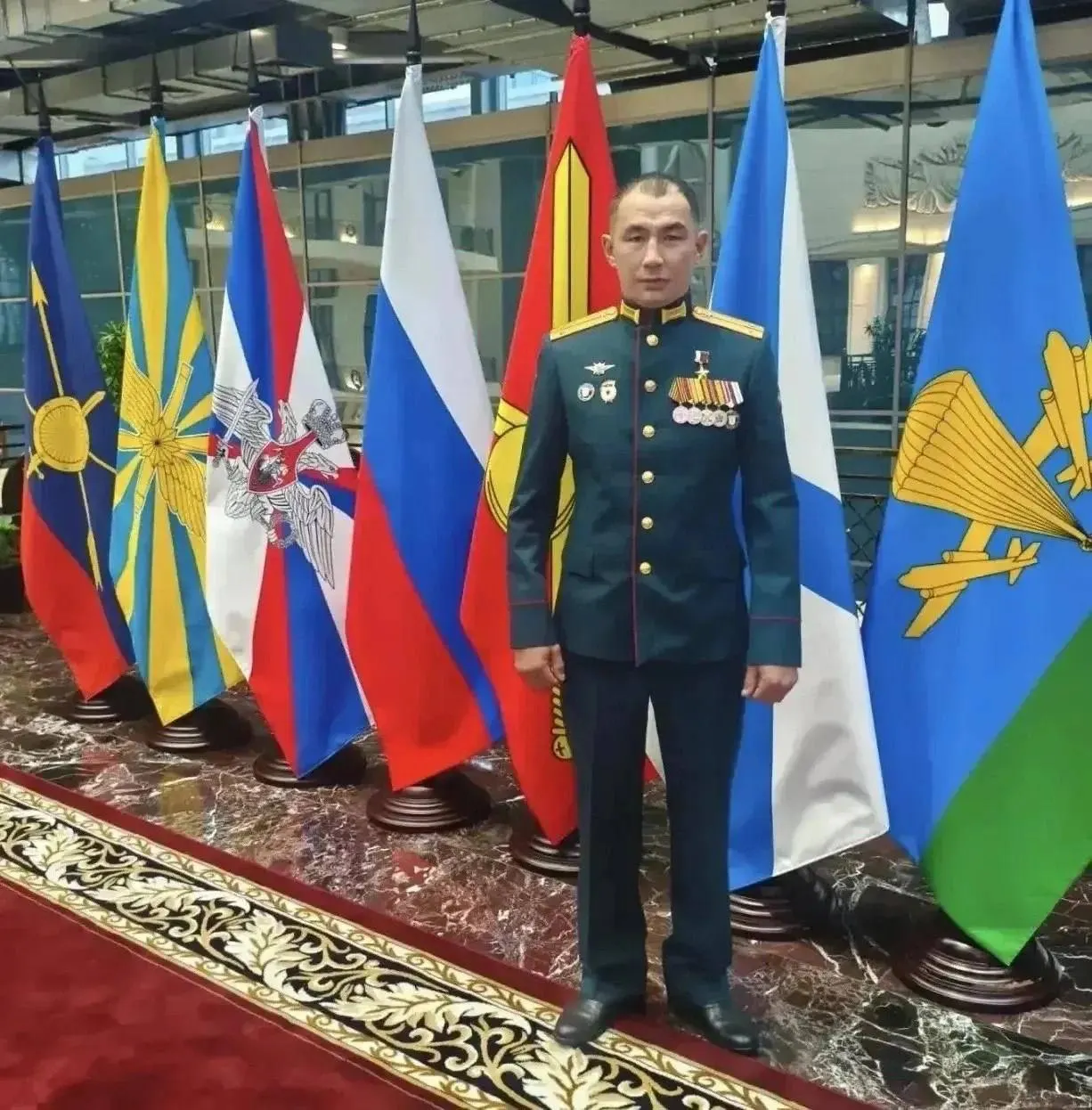 Уроженцу Забайкальского края Эльдару Куконбекову присвоено звание Героя России.