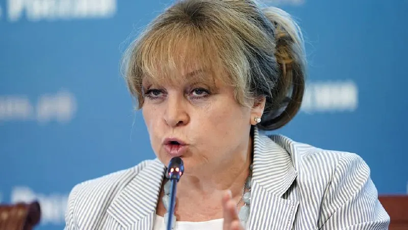 Глава Центризбиркома призвала граждан становиться наблюдателями и задумываться перед публикацией материалов о ходе голосования, чтобы не подрывать доверие к выборам.