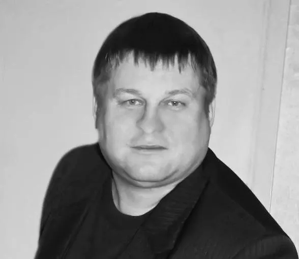 Скончался известный иркутский радиожурналист Александр Белотелов; ему было 63 года, последние годы жизни он провёл в Новосибирске.
