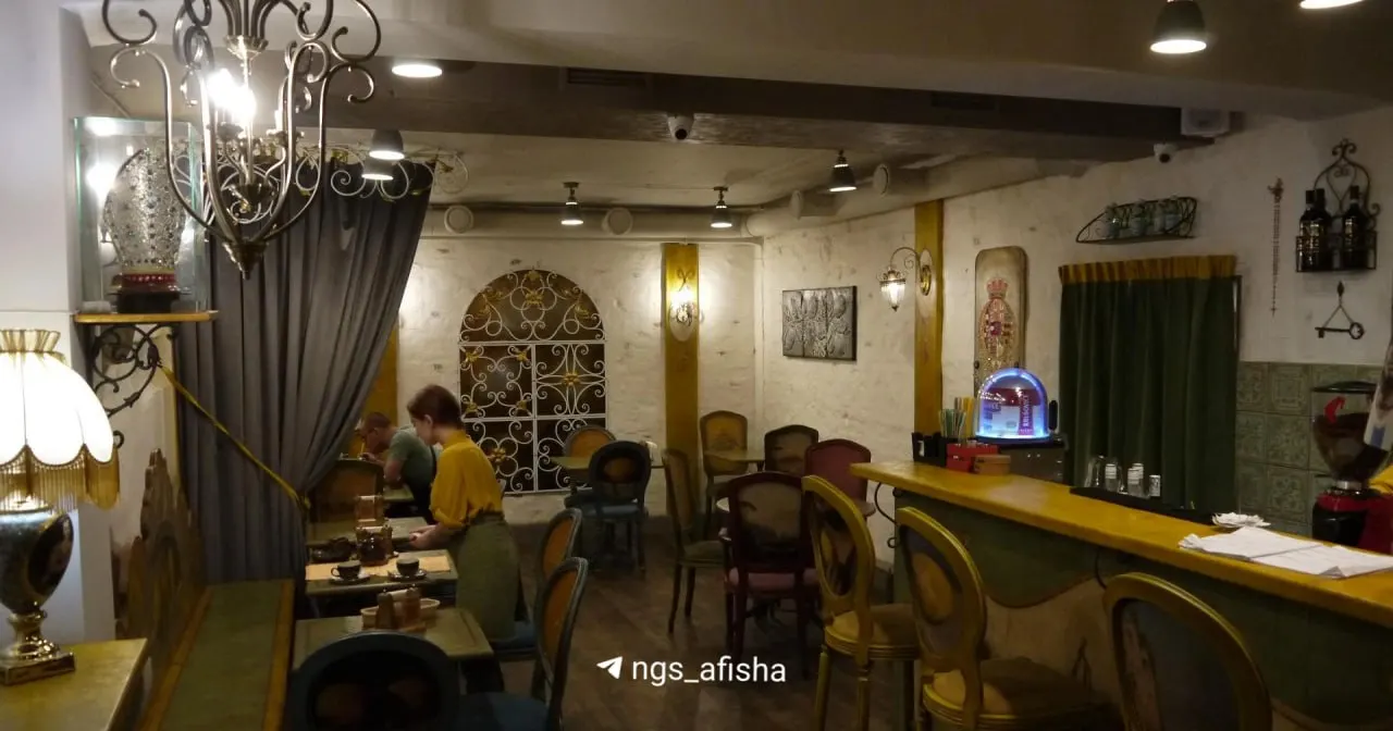 На Ленина, 20 после закрытия четырех заведений откроется траттория «Папа Карло», переехавшая с Лазурной. Открытие запланировано к Новому году.