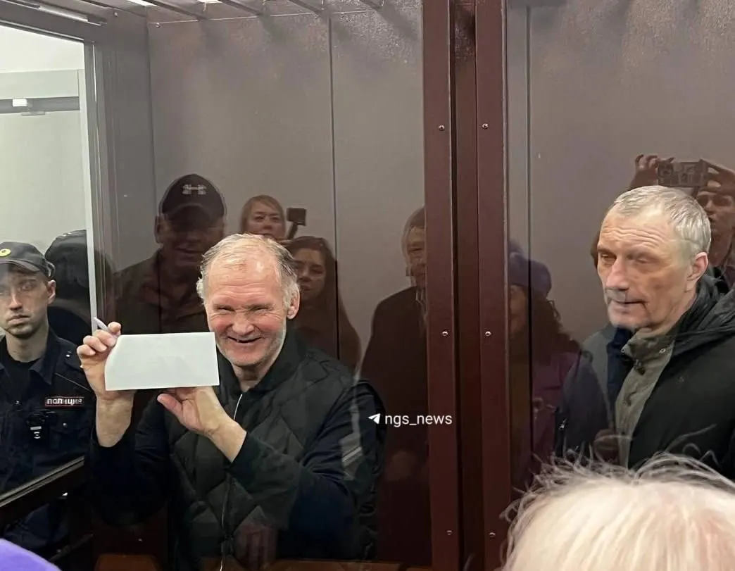 Прокуратура Новосибирска обратилась в Центральный районный суд с иском против участников предполагаемого преступного сообщества, всего 15 фигурантов.